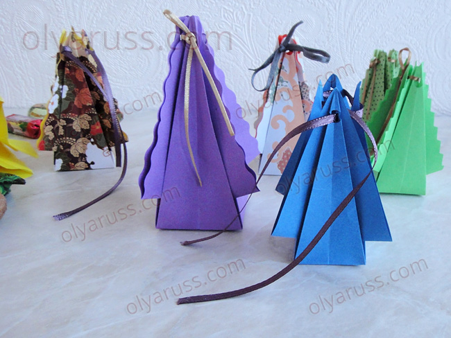 Коробка из бумаги - Коробочка новогодняя оригами